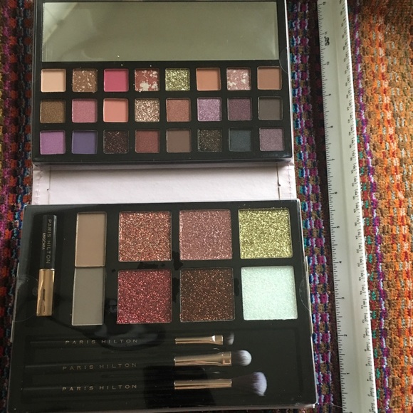 NRFB Paris Hilton 36 Pc Eye Palette Glitter Brush - Picture 3 of 9